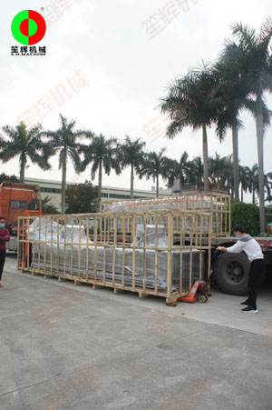 芒果清洗生產(chǎn)線順利裝車(chē)出貨!