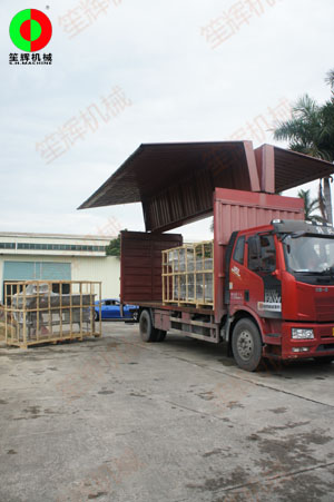 多套蔬果洗菜機(jī)組按客交期準(zhǔn)時(shí)裝車出貨！